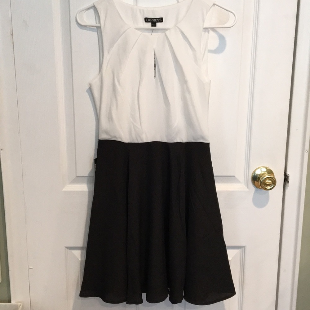 Express - short dress (NWT)